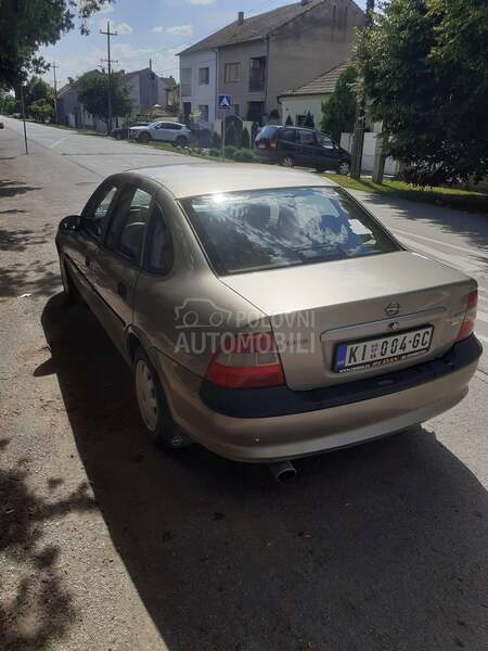 Opel Vectra B 