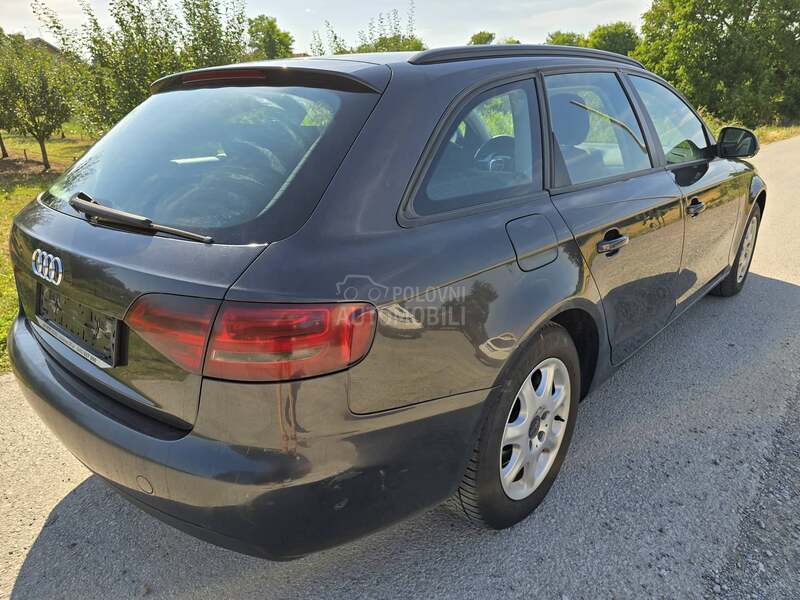 Audi A4 2.0 TDI S line