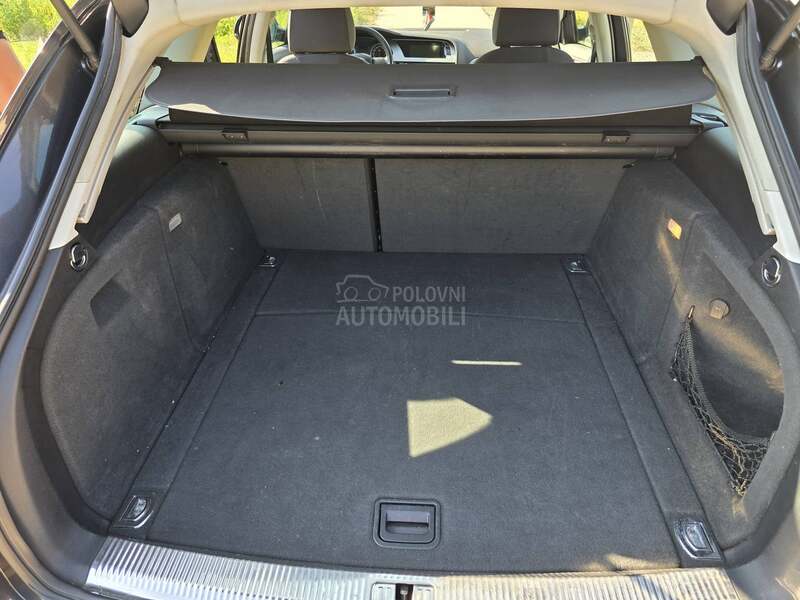 Audi A4 2.0 TDI S line