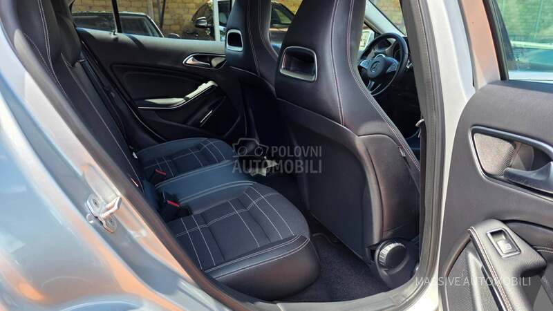 Mercedes Benz GLA 180 D SPORT/AUTOM/PROBNA