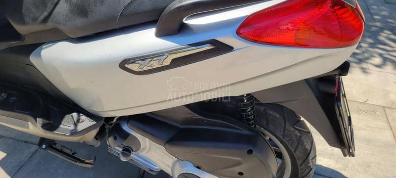 Piaggio x7  250i