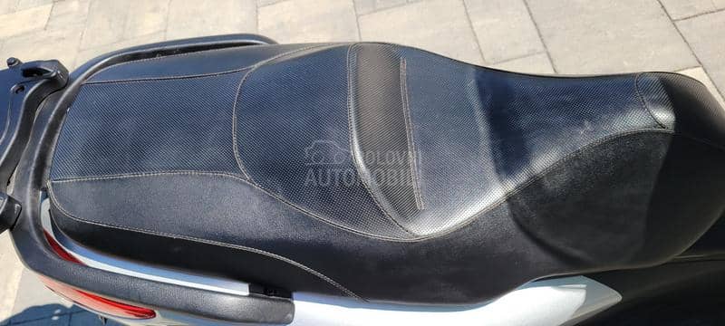 Piaggio x7  250i