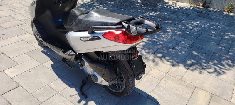 Piaggio x7  250i