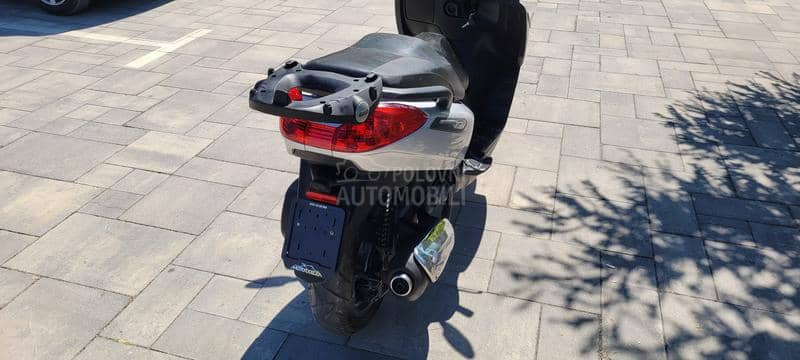 Piaggio x7  250i