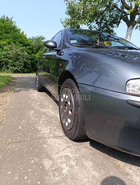 Alfa Romeo 147 1.6 TS