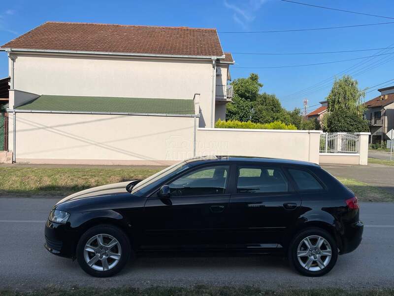 Audi A3 1.6