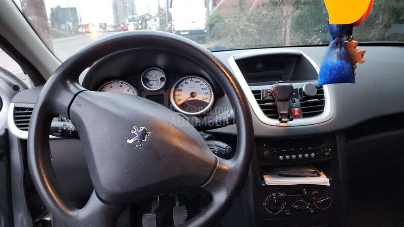 Peugeot 207 