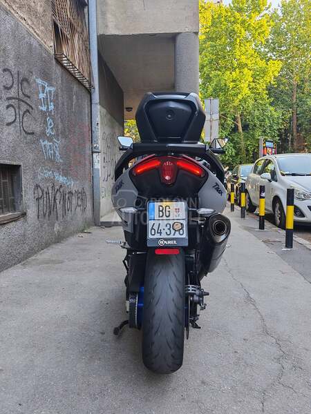 Yamaha T MAX 560