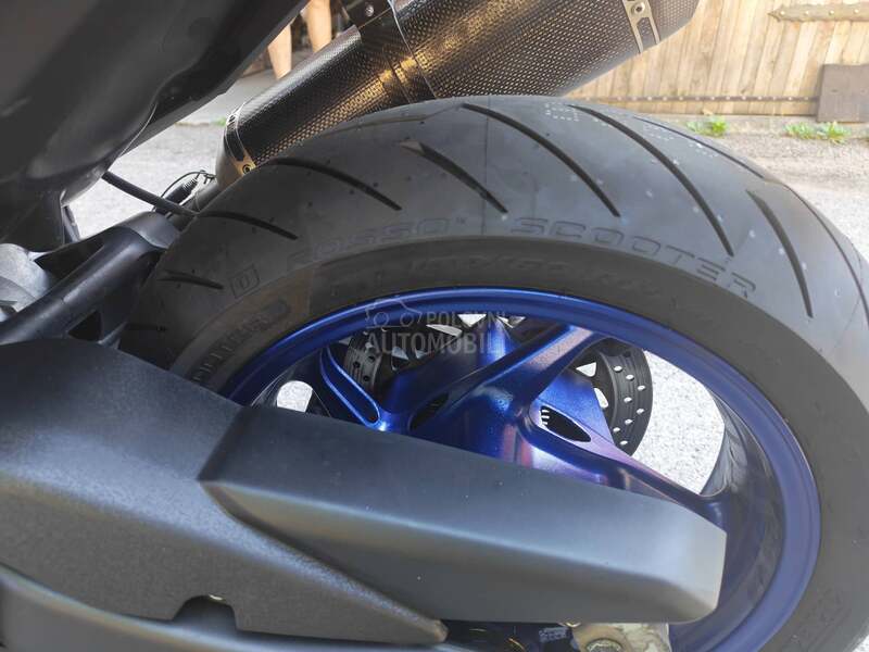 Yamaha T MAX 560