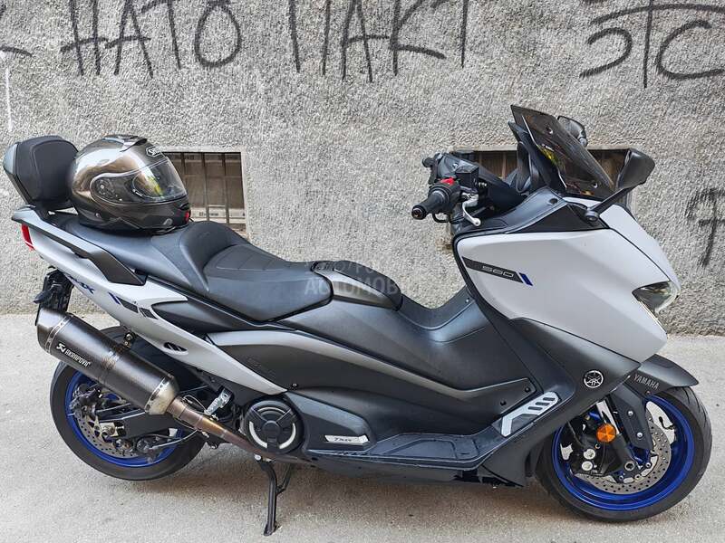 Yamaha T MAX 560