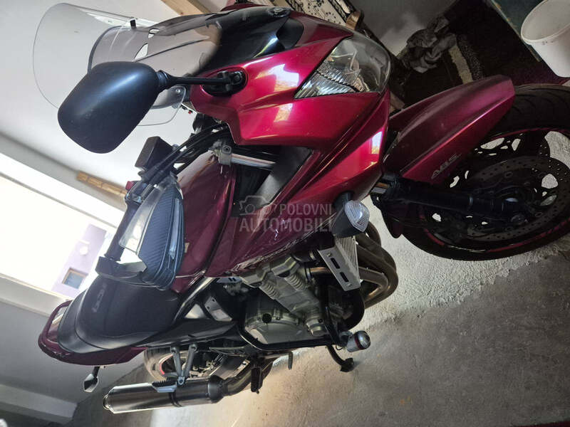 Suzuki bandit 1250s