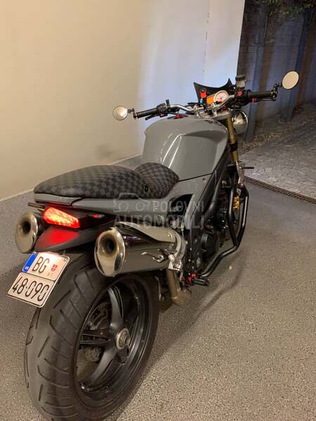 Triumph Speed Triple 1050
