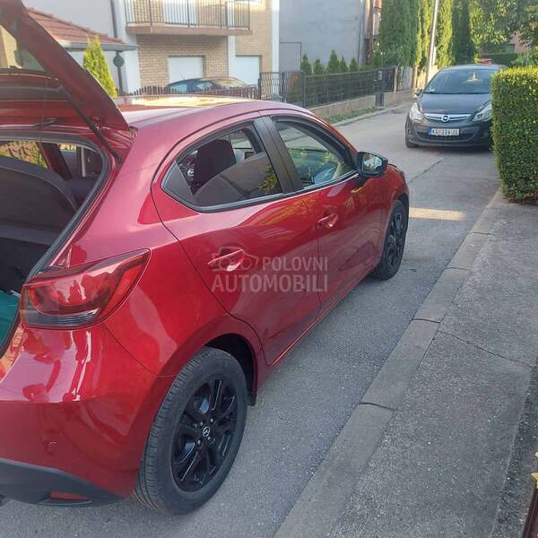 Mazda 2 