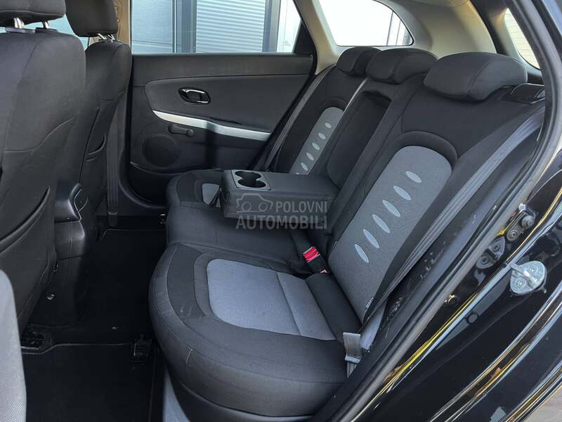 Kia cee`d sw C.H