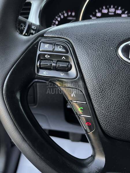 Kia cee`d sw C.H