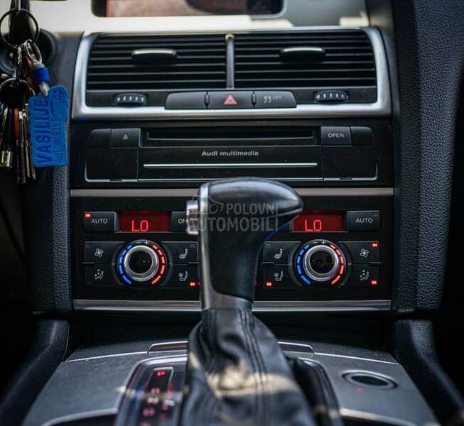 Audi Q7 3.0 tdi/8 brz