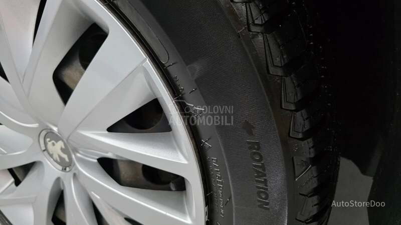 Peugeot 308 1.6 blueHDI