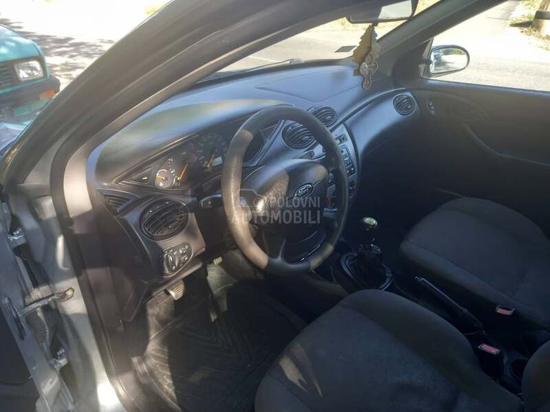 Ford Focus 