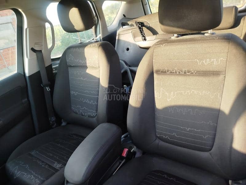 Opel Meriva 1.4 2010. god. -  kompletan auto u delovima