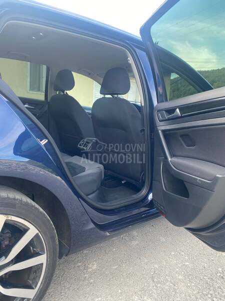 Volkswagen Golf 7 1.4 TSI HIGHLINE