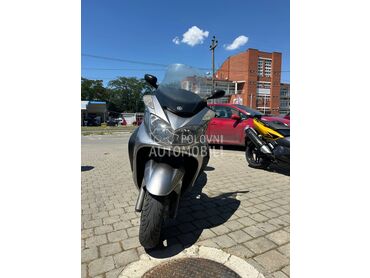 Yamaha Majesty 400