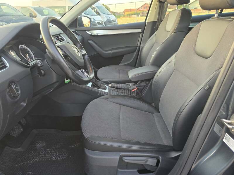Škoda Octavia 1.6 tdi AMBITION DSG