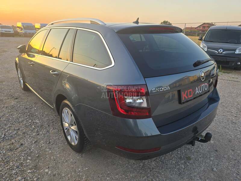 Škoda Octavia 1.6 tdi AMBITION DSG