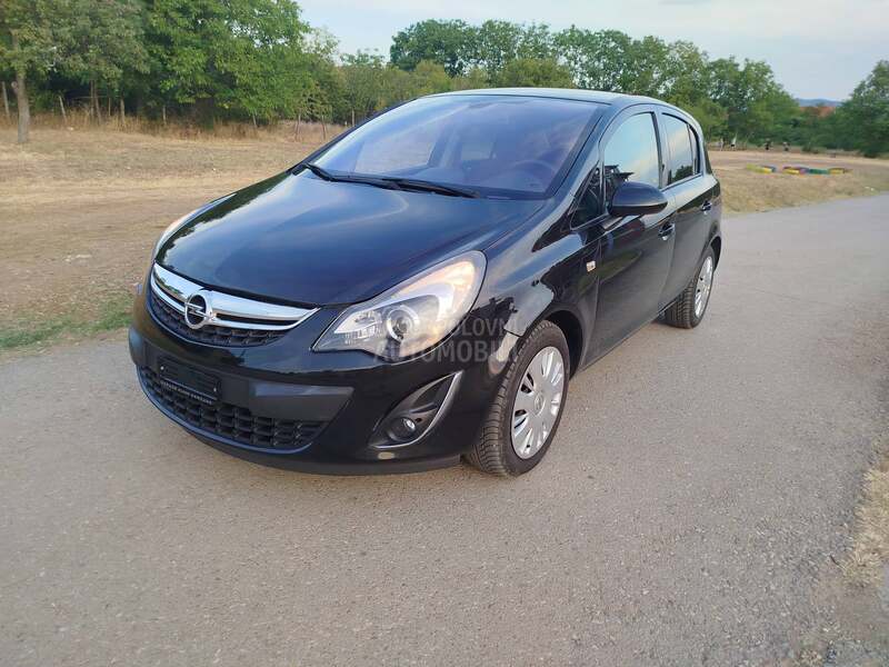 Opel Corsa D 1.4 Color Edition CH