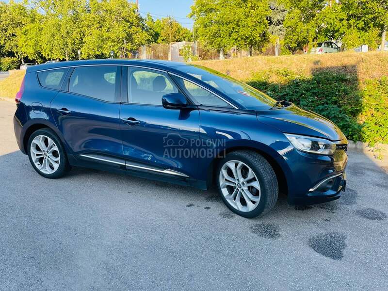 Renault Grand Scenic Paris edition