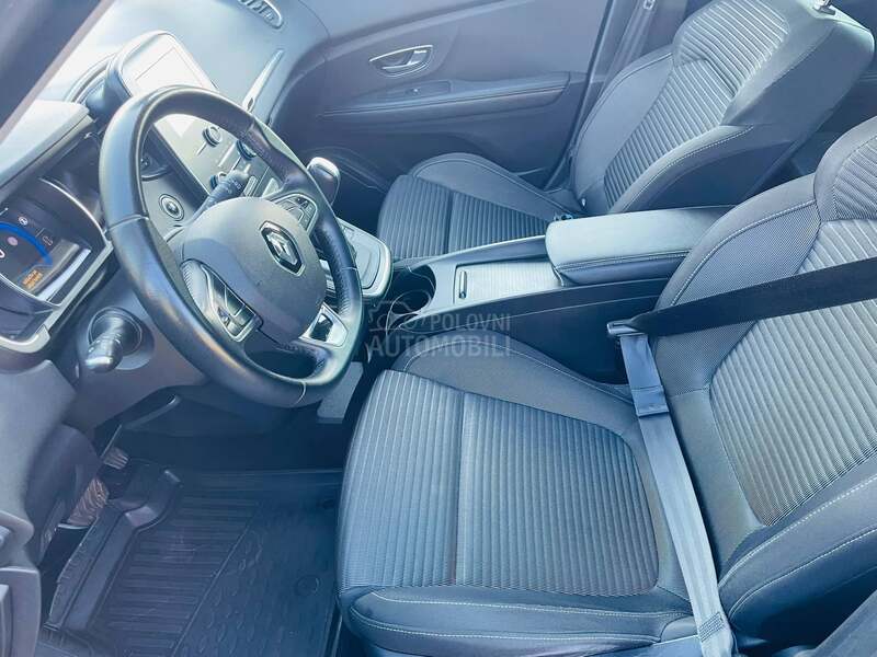 Renault Grand Scenic Paris edition