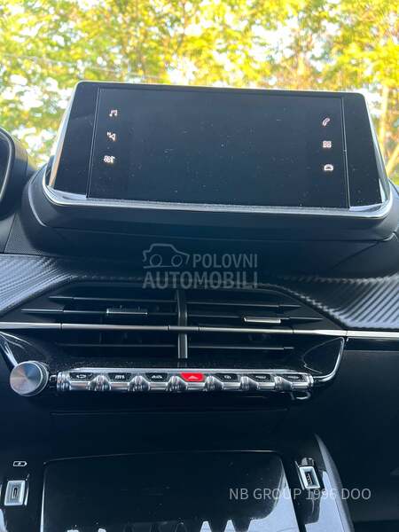 Peugeot 2008 1.5 HDI ALLURE