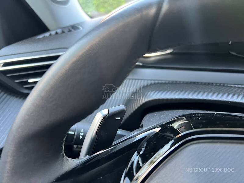 Peugeot 2008 1.5 HDI ALLURE