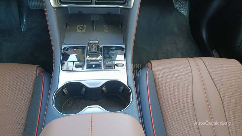 BYD Seal U DM-i 