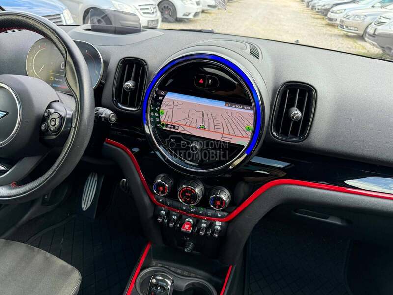 MINI John Cooper Works Cantryman