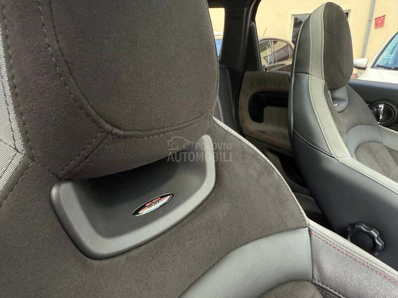 MINI John Cooper Works Cantryman