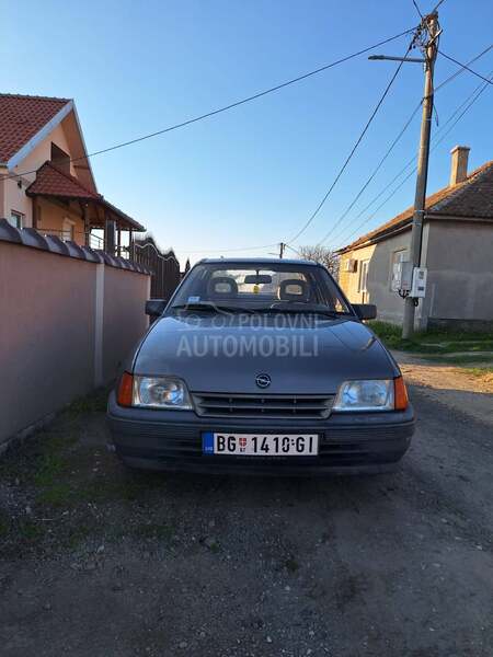 Opel Kadett 