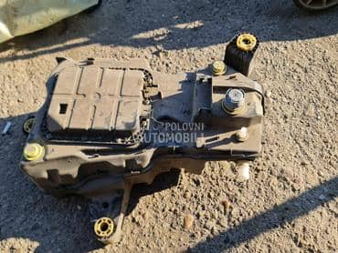 rezervar Ad blu za Peugeot Partner od 2015. do 2020. god.