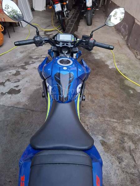 Suzuki Gsx s 125