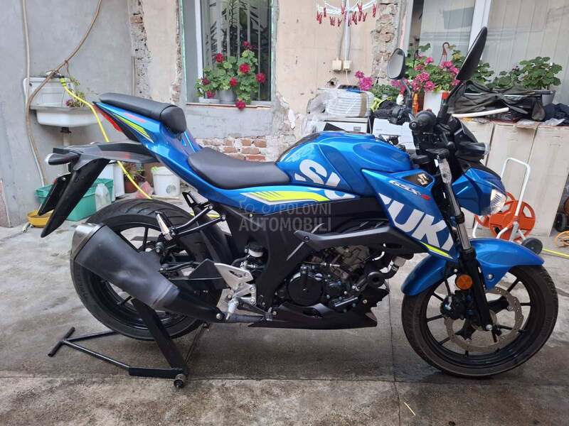 Suzuki Gsx s 125