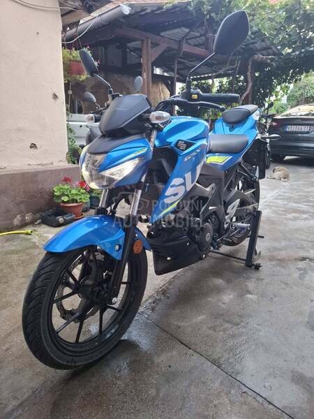 Suzuki Gsx s 125