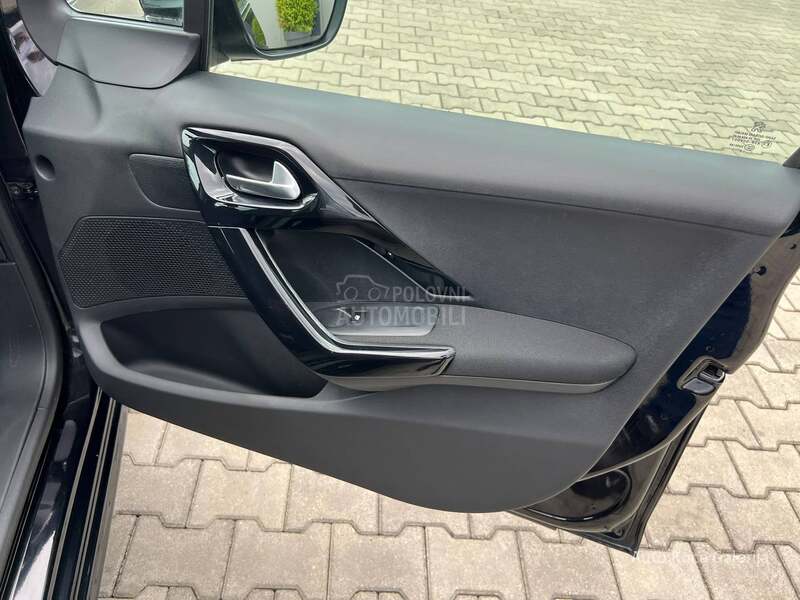 Peugeot 208 1.5 Hdi allure