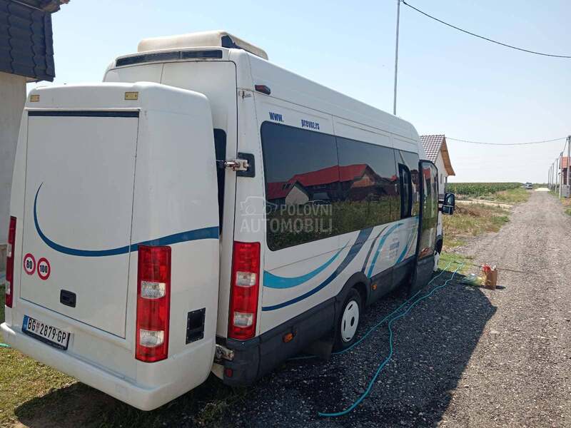 Irisibus DAILY TOURYS