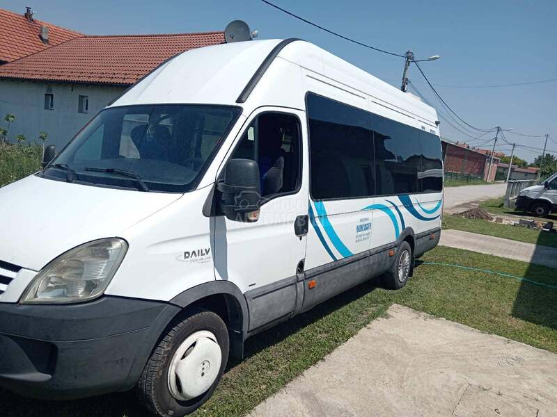 Irisibus DAILY TOURYS