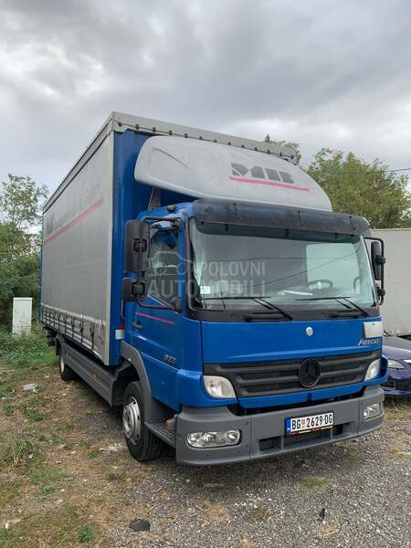 Mercedes Benz atego 822