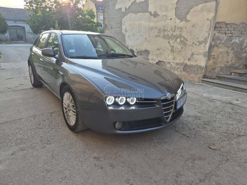 Alfa Romeo 159 