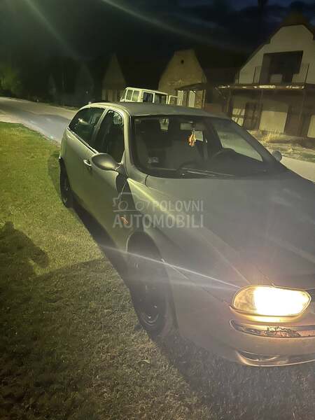Alfa Romeo 156 1.9