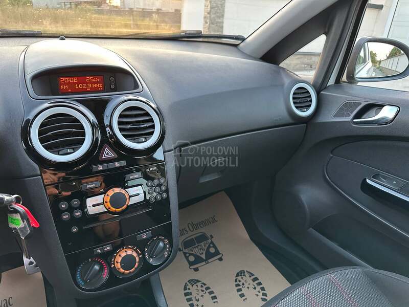 Opel Corsa D 1.4  OPC line