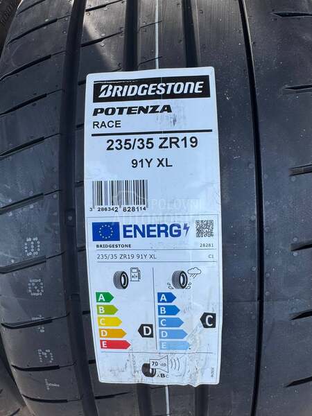 Bridgestone 235/35 R19 Letnja