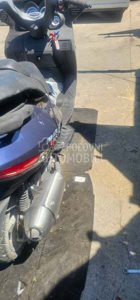 Delovi Malaguti Medison 200cc