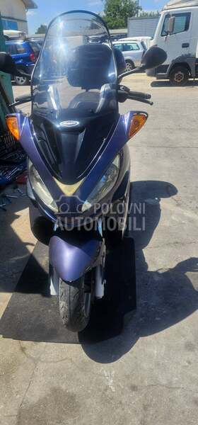 Delovi Malaguti Medison 200cc